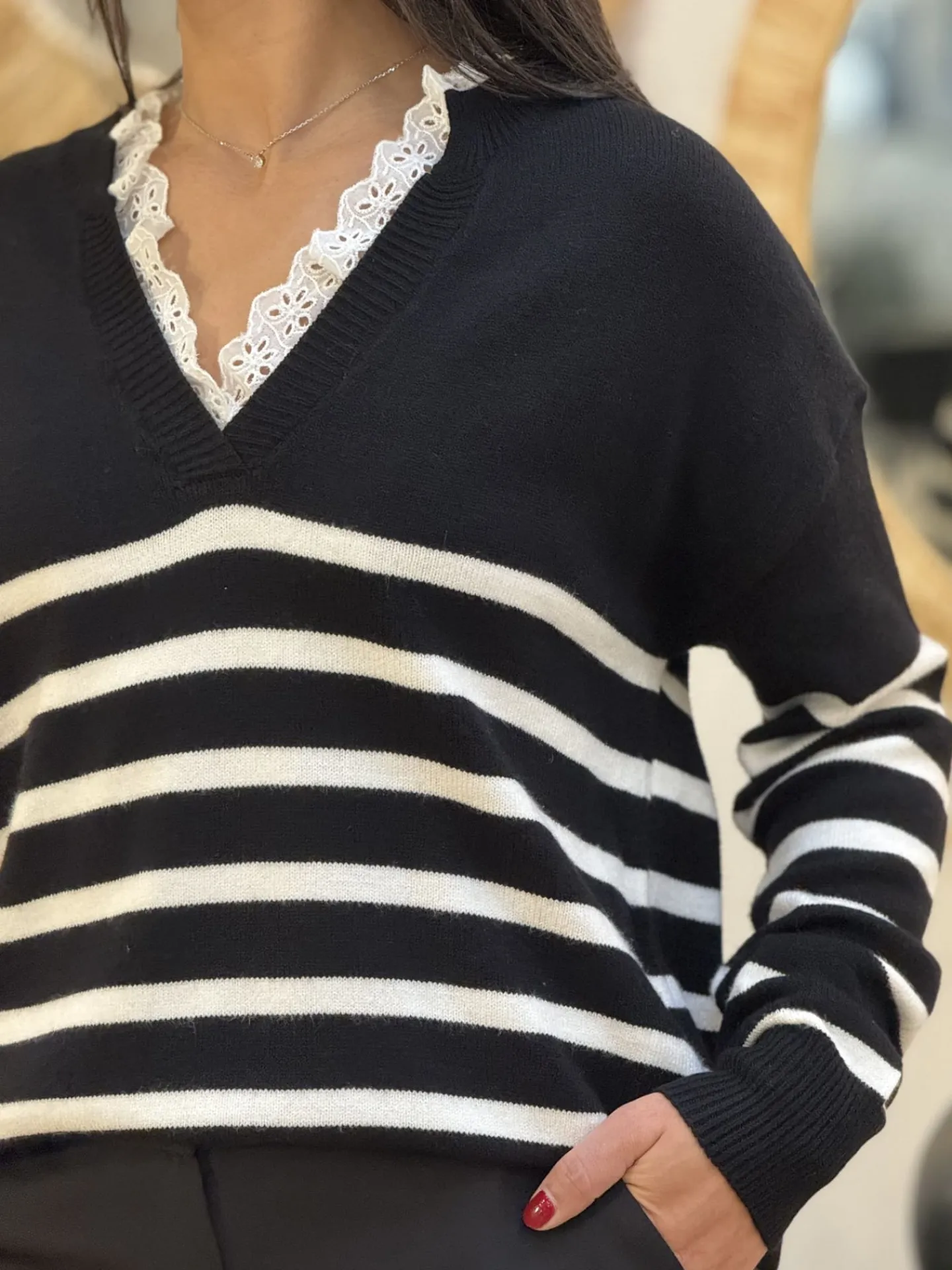 Pull Sylvia*Mademoiselle Marcelle Hot
